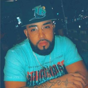 Meet your Posher, Manuel